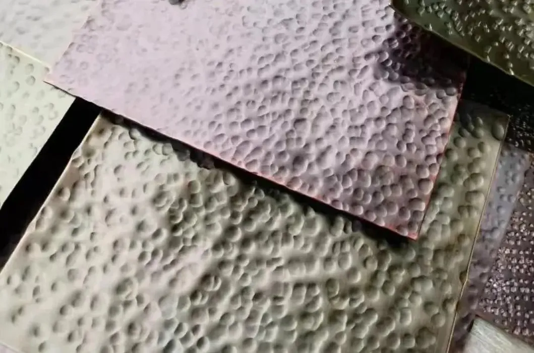 Verkleidung aus Stahlblech aus Metall und Edelstahl für Wand- oder Deckenplatten 6